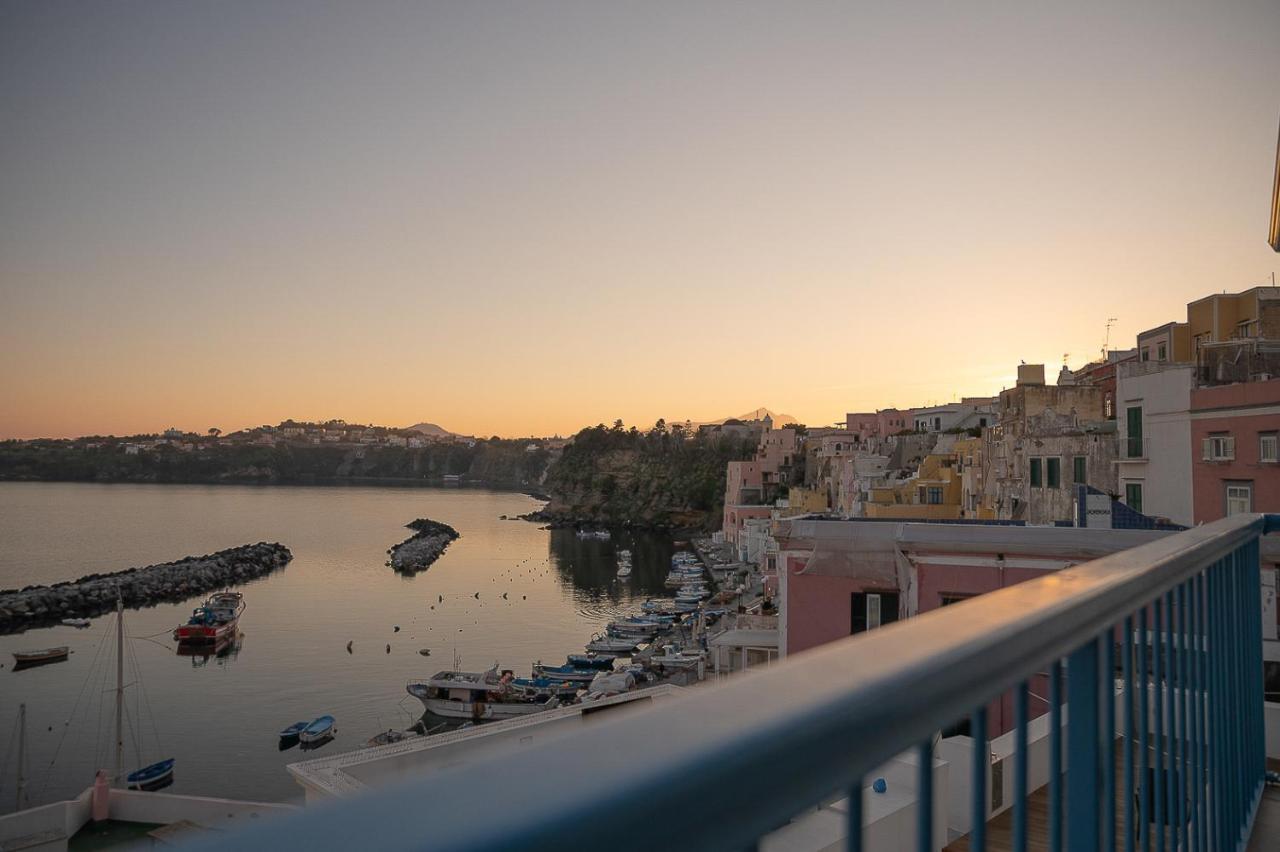 La Procidana House - Corricella Exlusive Terrace Villa Dış mekan fotoğraf