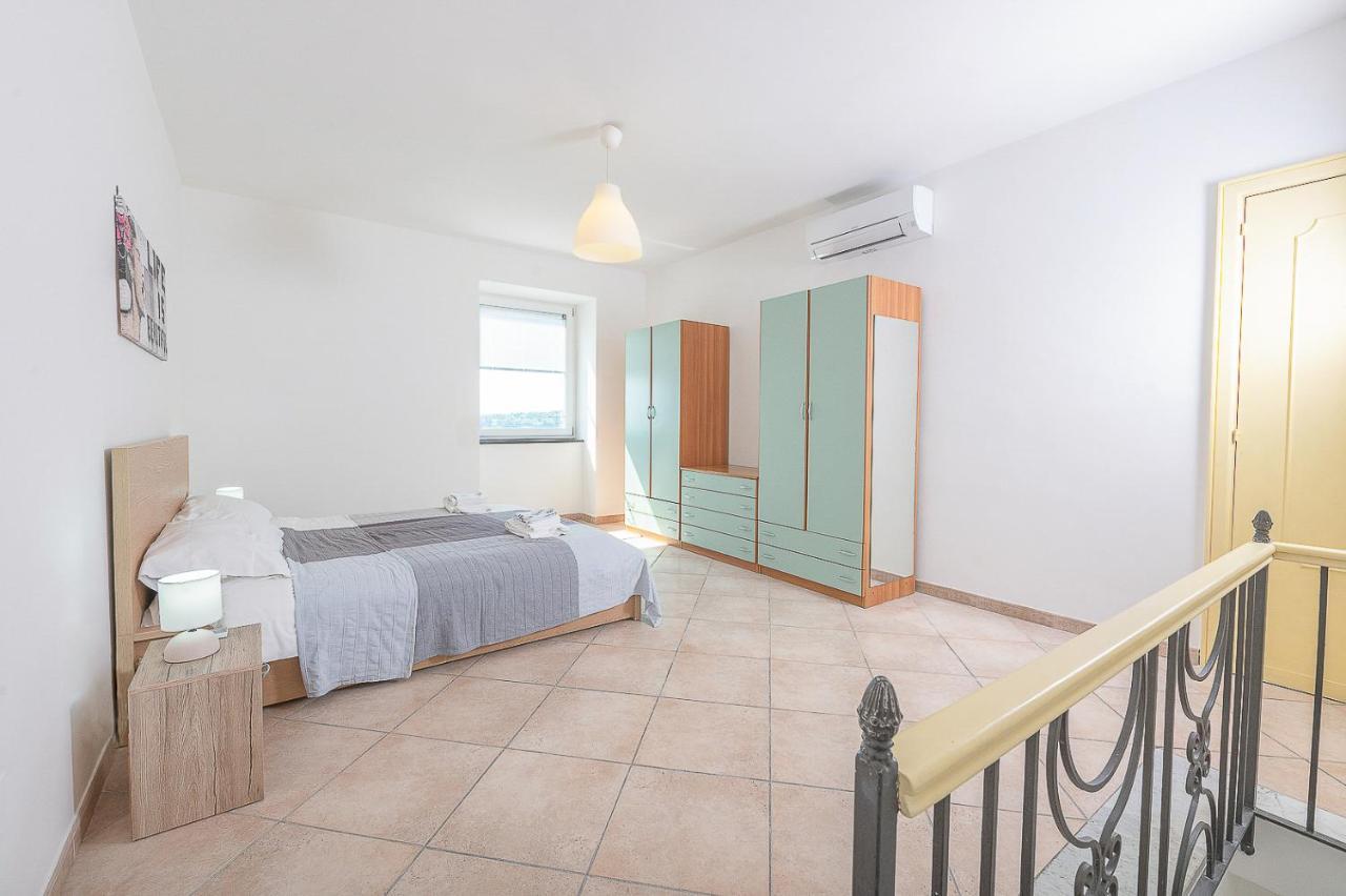 La Procidana House - Corricella Exlusive Terrace Villa Dış mekan fotoğraf