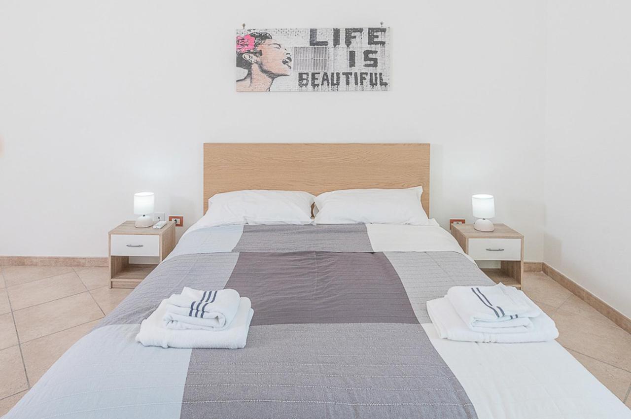 La Procidana House - Corricella Exlusive Terrace Villa Dış mekan fotoğraf